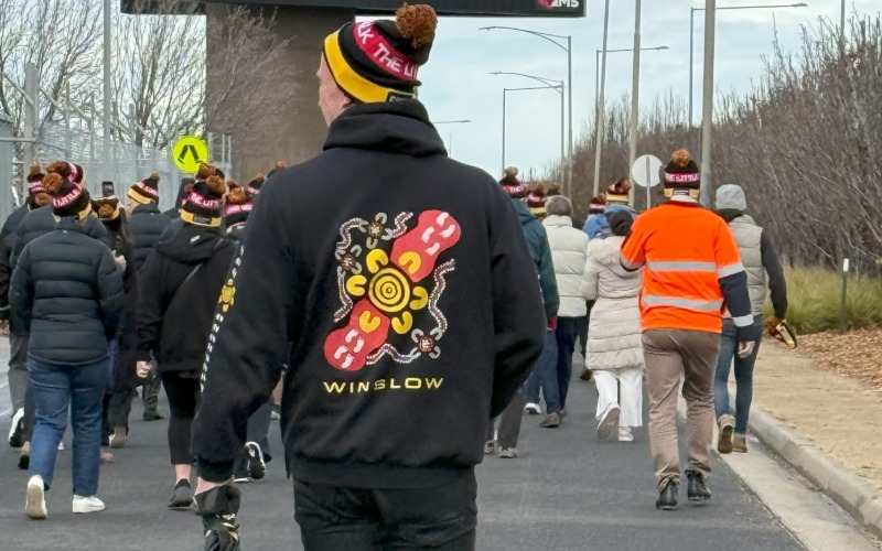 WG NAIDOC Daz walk 800x500